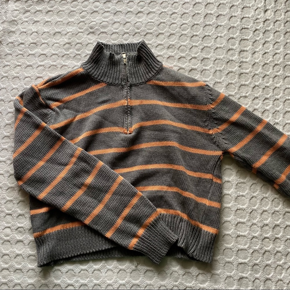 Aesthetic Cropped Quarter Zip Sweater Small